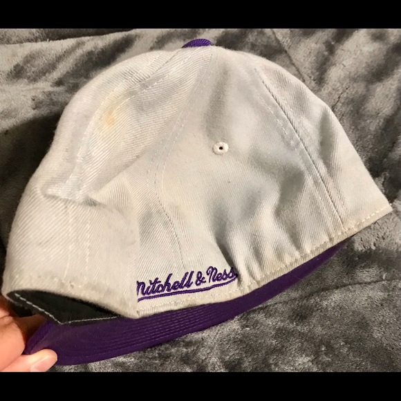 Mitchell and Ness LA Lakers 7 3/8 Fitted WOOL Hat ⭐️💜 - Picture 8 of 10